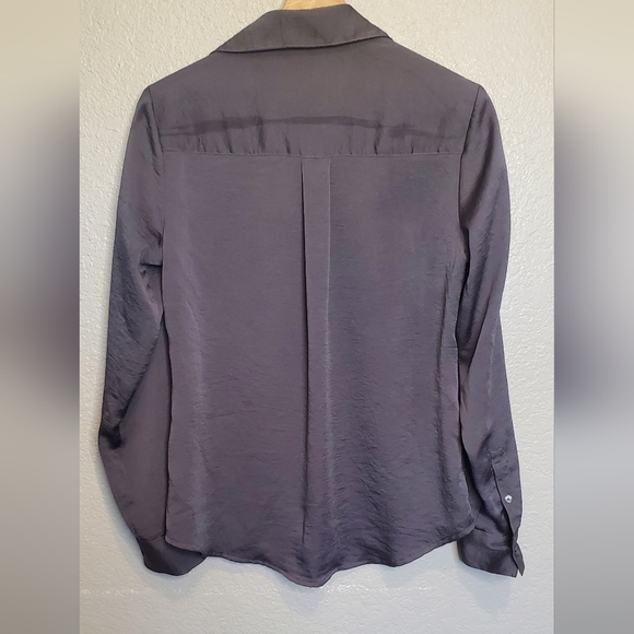 Express The Portofino Shirt Slim Fit Gun Metal Gray Crepe Button-Up Blouse Small - Picture 4 of 5